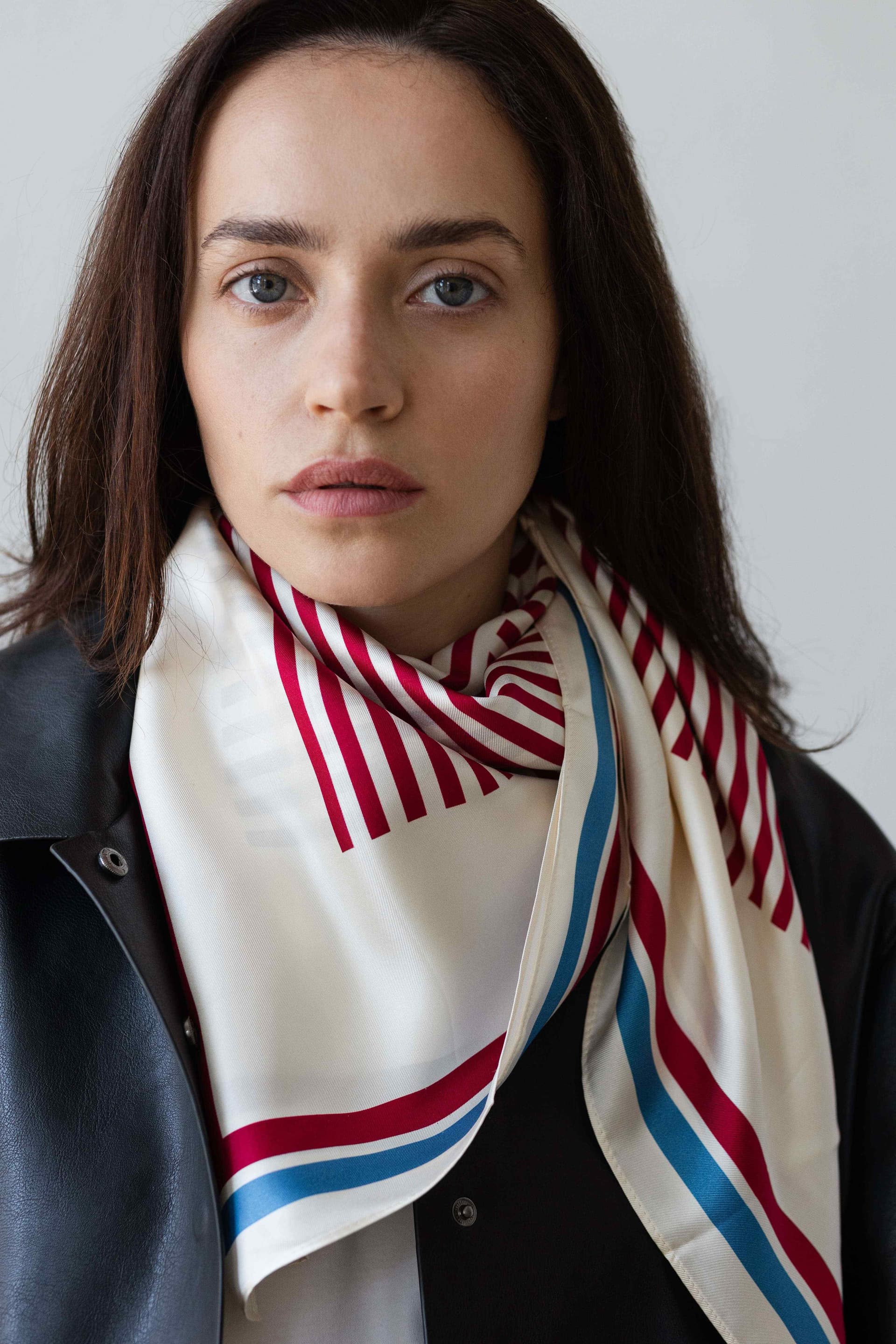 Double-sided Silk Scarf 90 cm | Geometry 001 — view 4