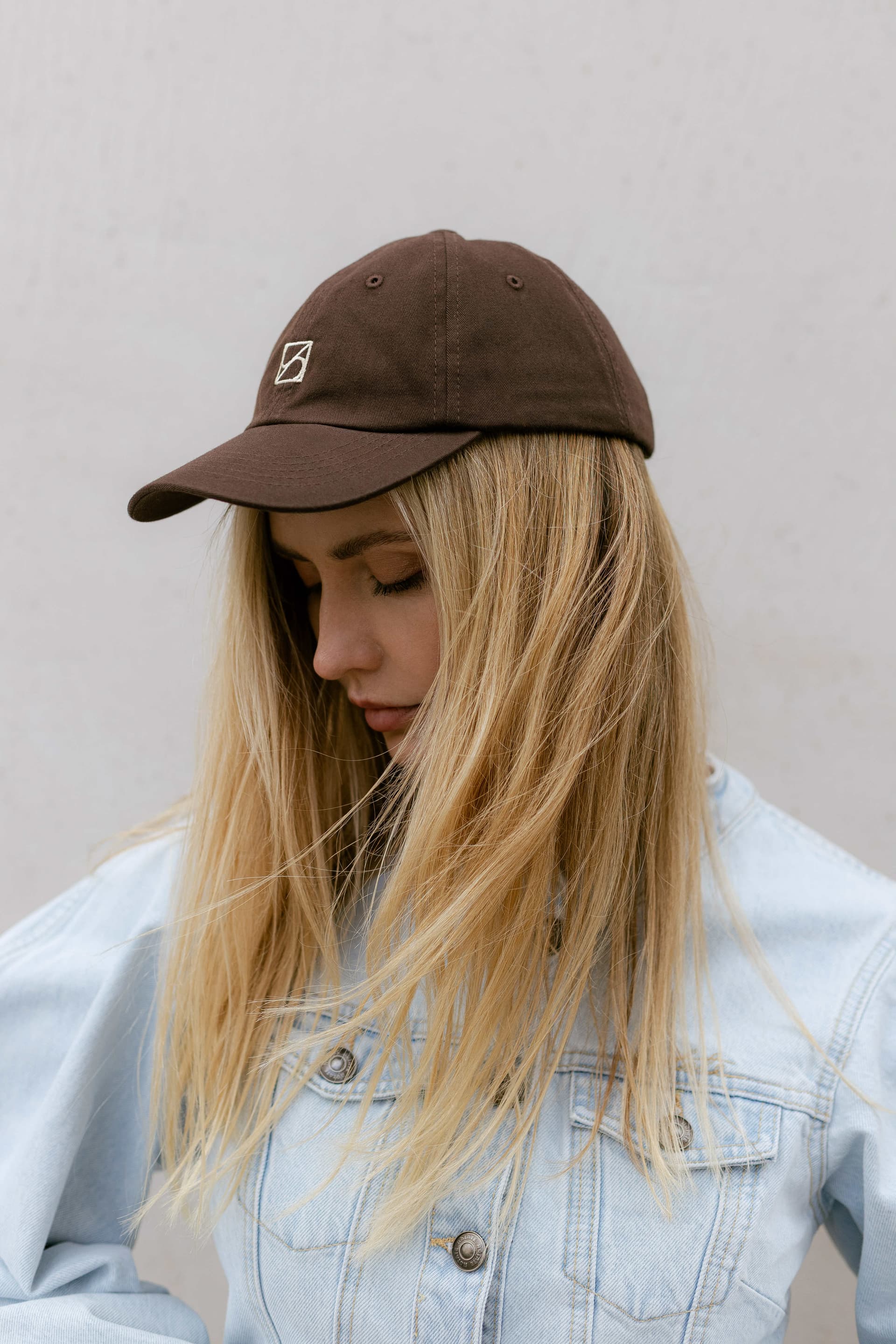 Brown baseball cap with optional silk accessory — view 8