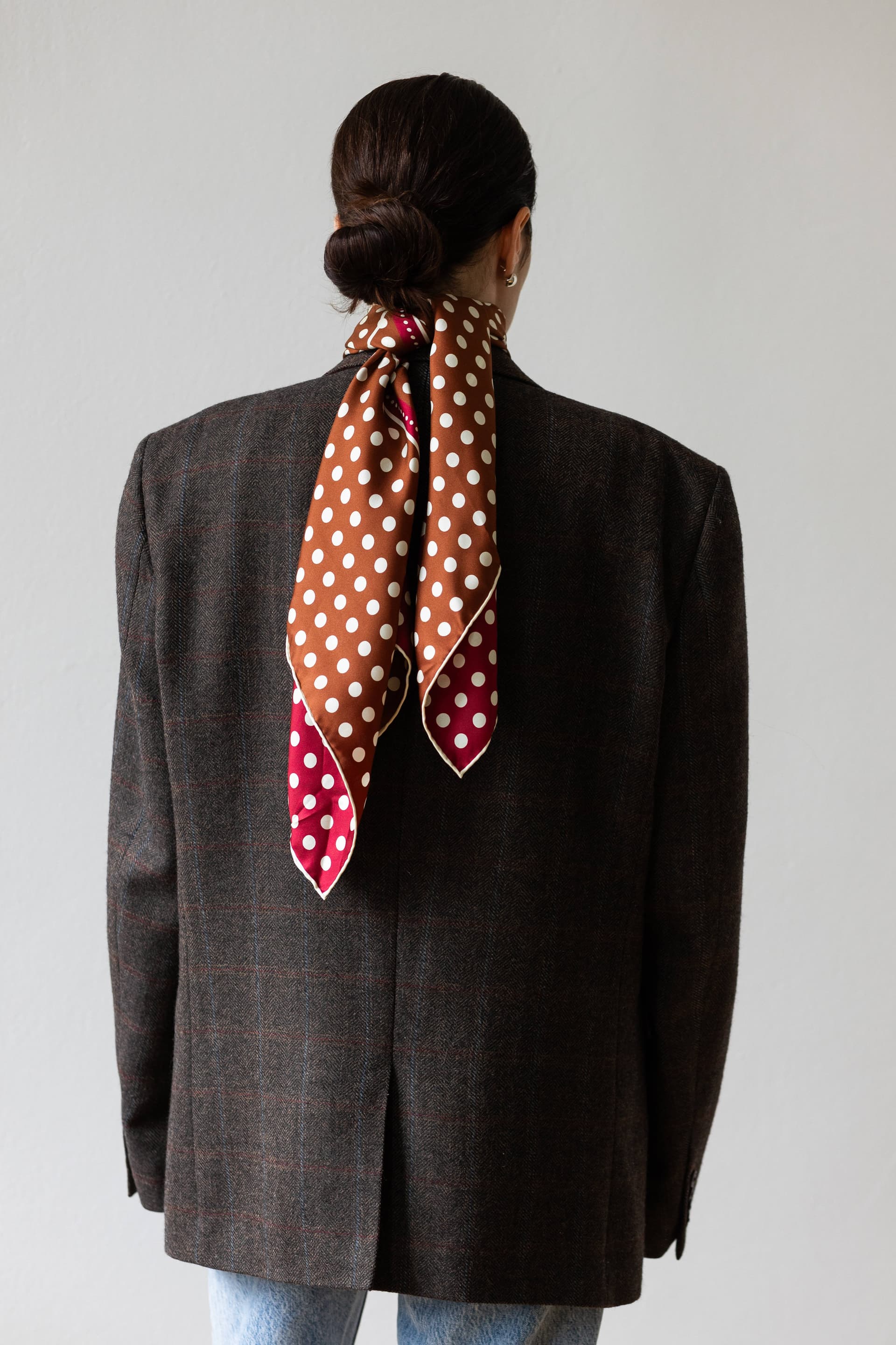 Silk scarf 90 cm Polka Dot black / navy — view 9