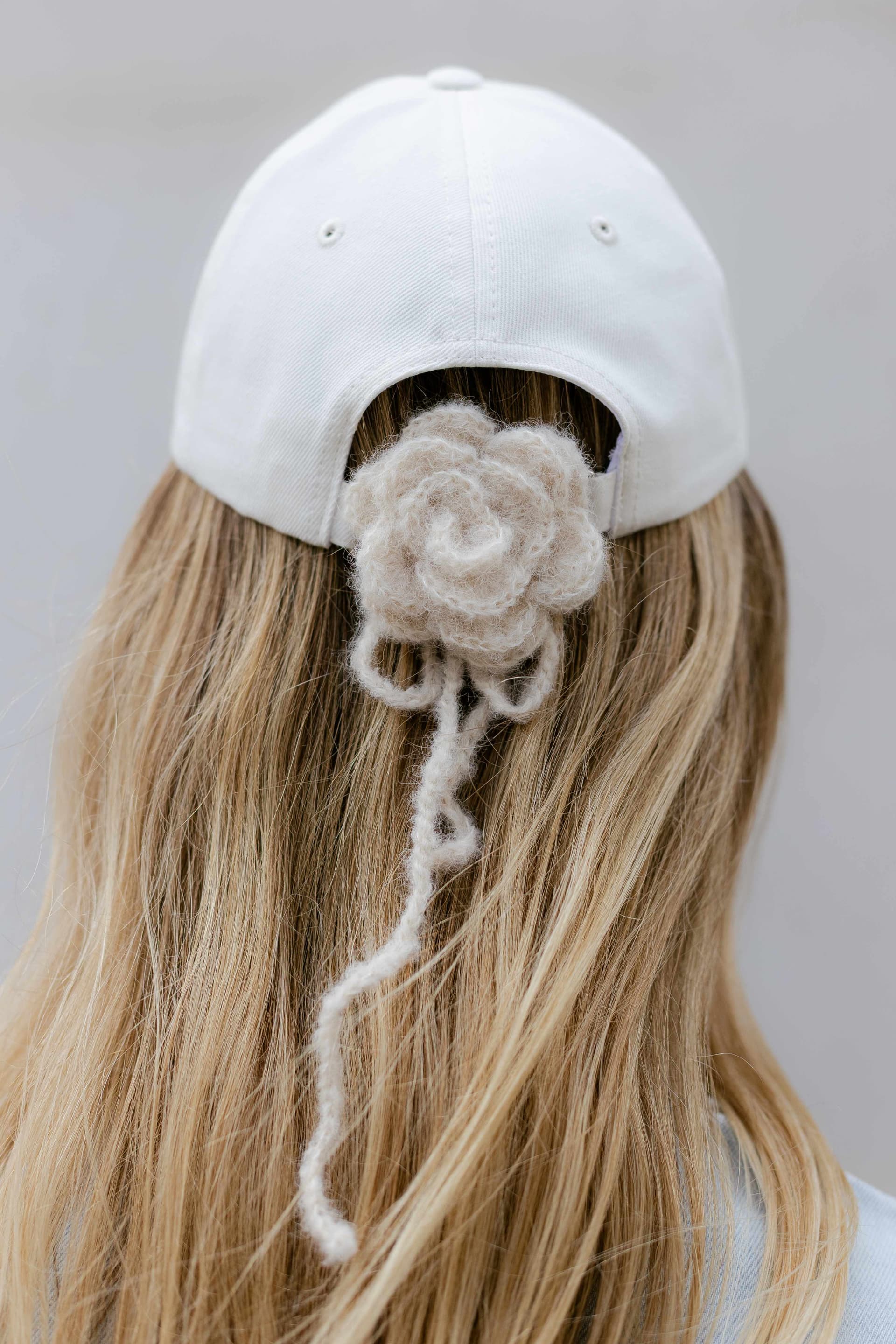 White baseball cap with optional silk accessory