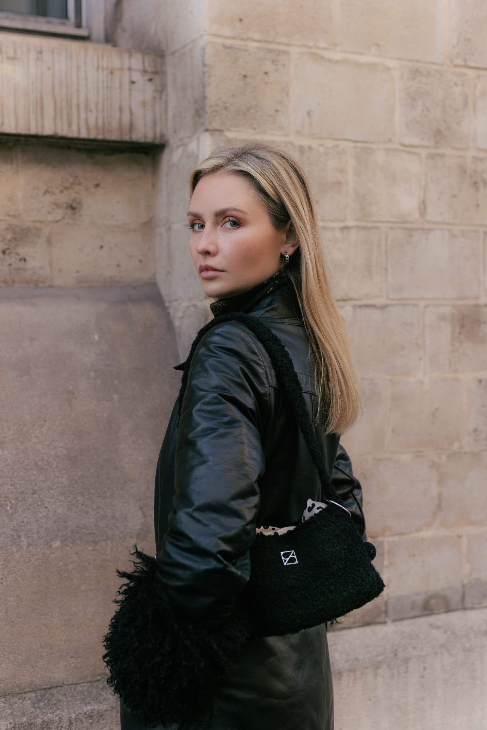 Jedwabna torebka Sine Silk BLACK