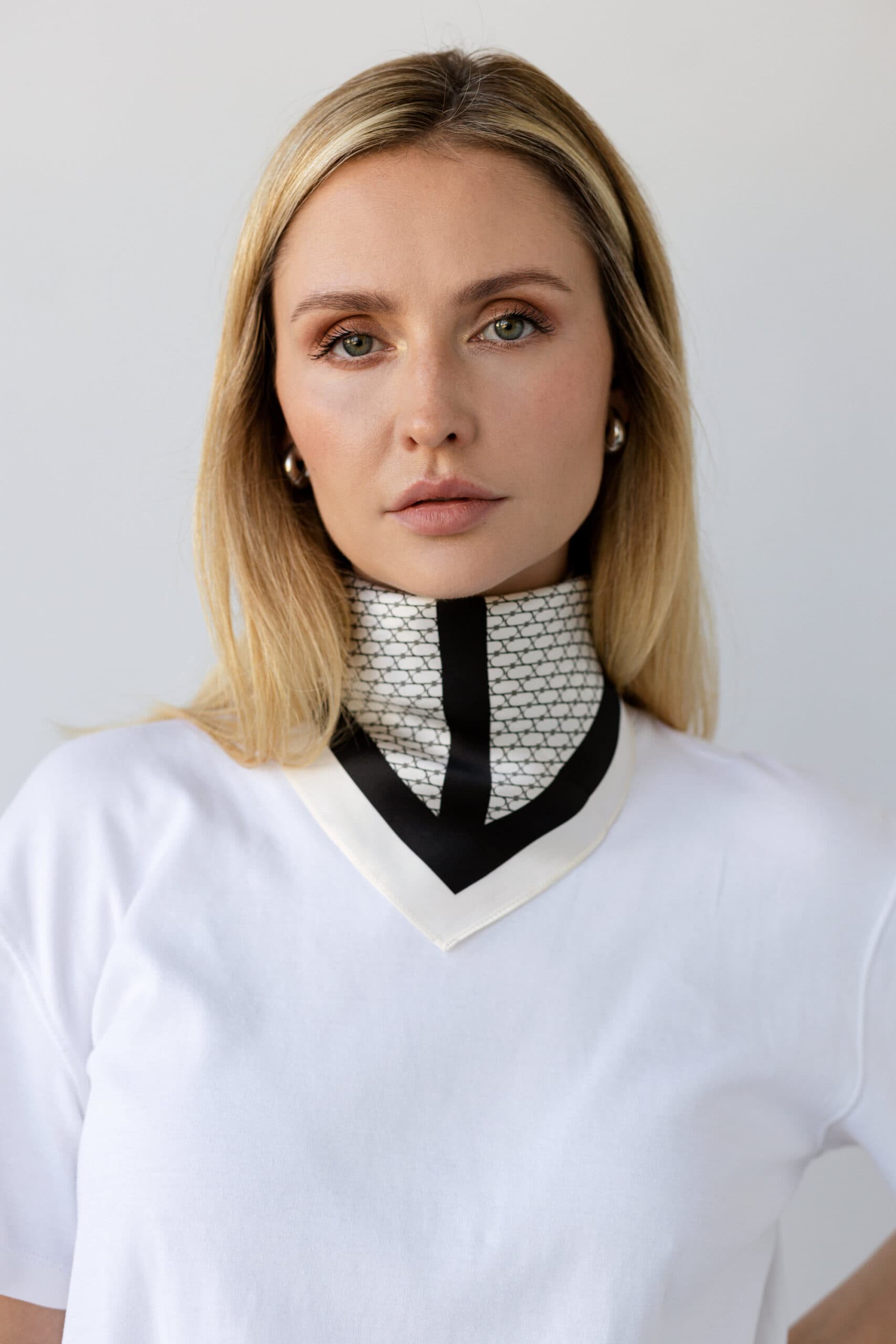 Jedwabna apaszka 53 cm | Sine Silk CLASSIC CREAM