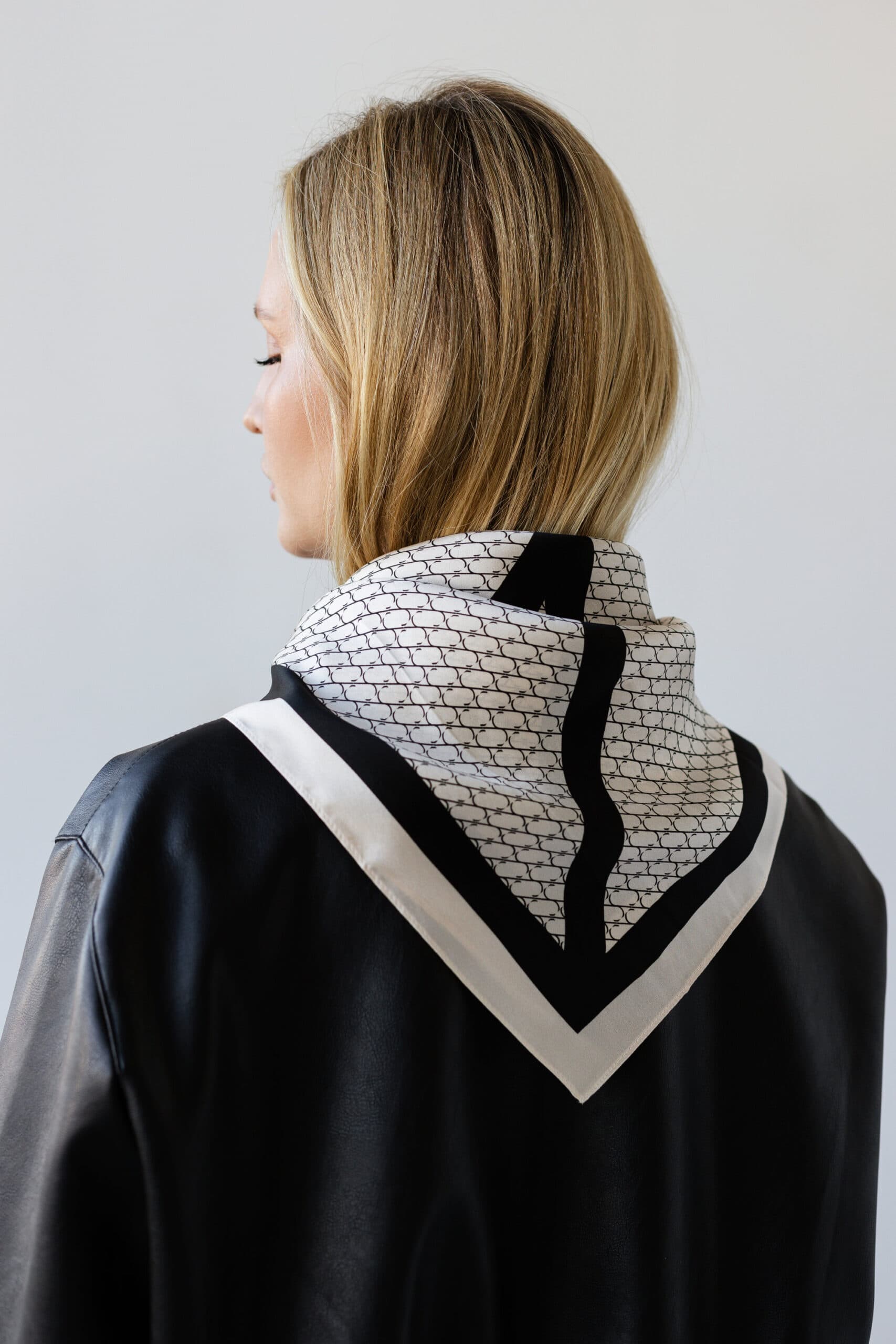 Jedwabna apaszka 65 cm | Sine Silk CLASSIC CREAM