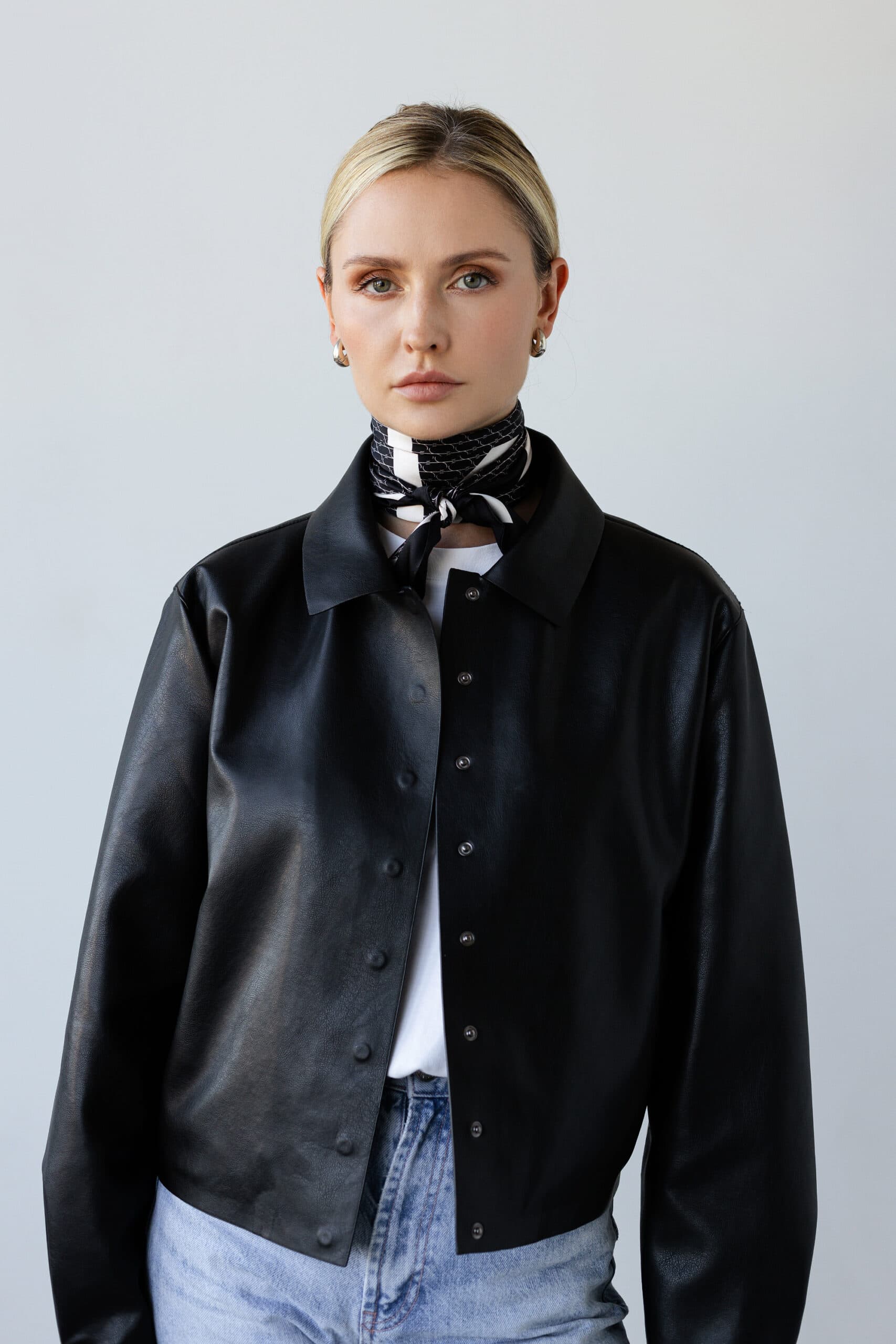 Jedwabna apaszka 65 cm | Sine Silk CLASSIC BLACK