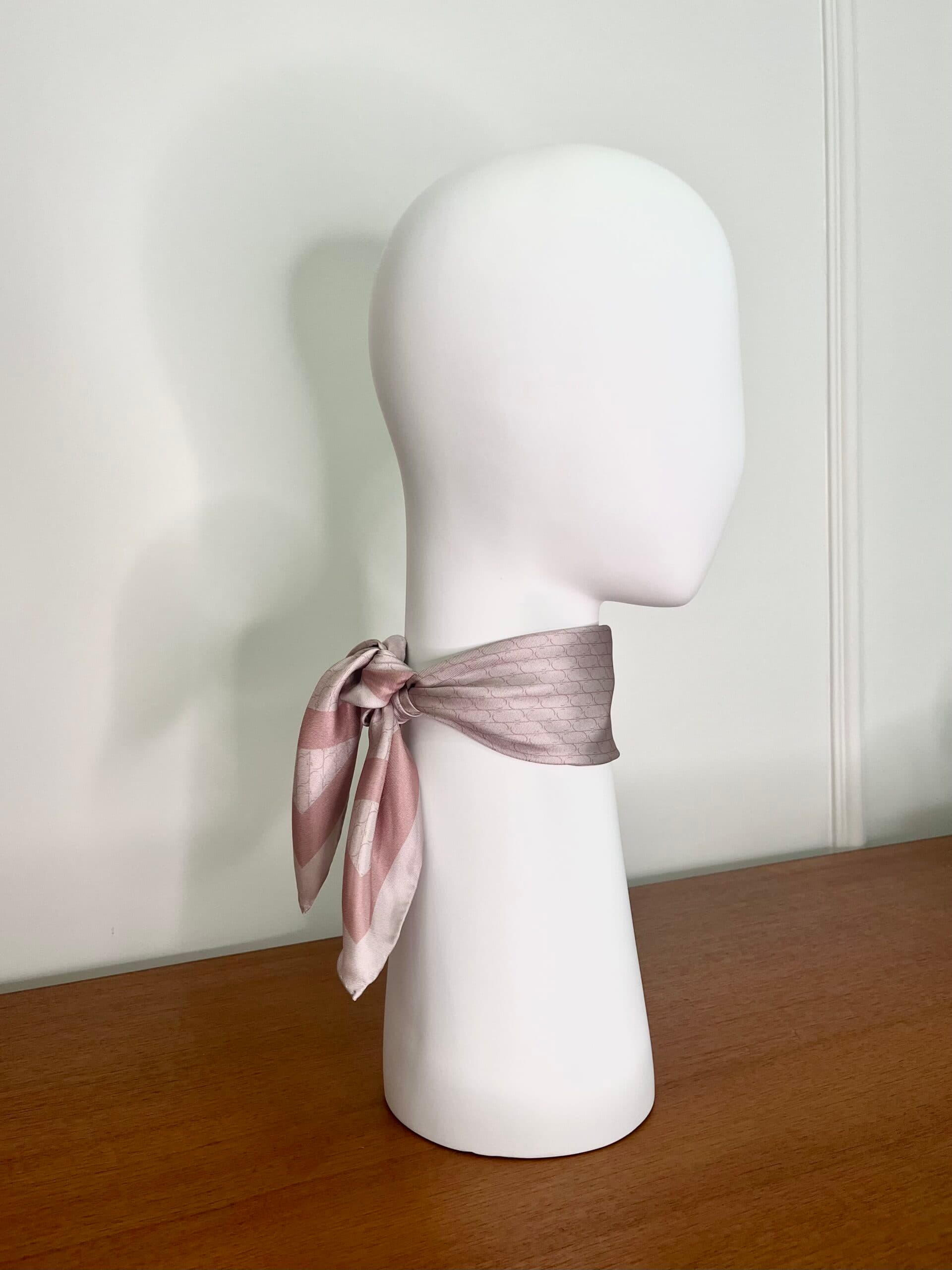 Silk Scarf 53 cm | Sine Silk BEIGE - sample sale — view 7