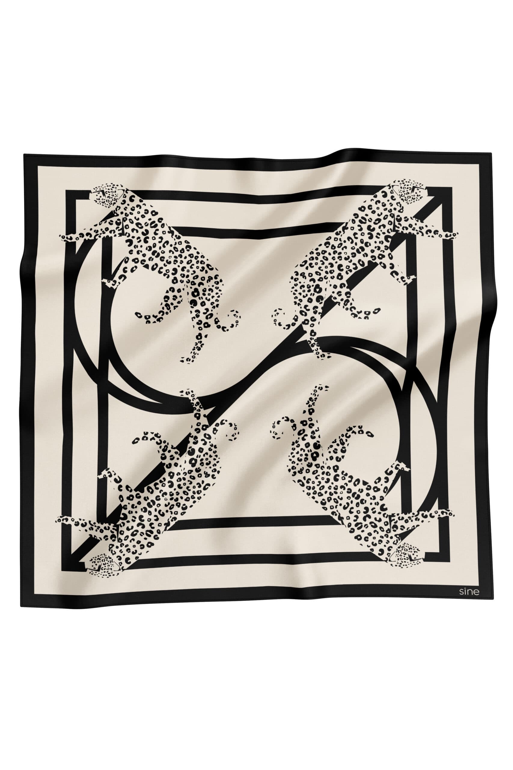 Creamy Silk Scarf 65 cm | LEOPARD — view 1