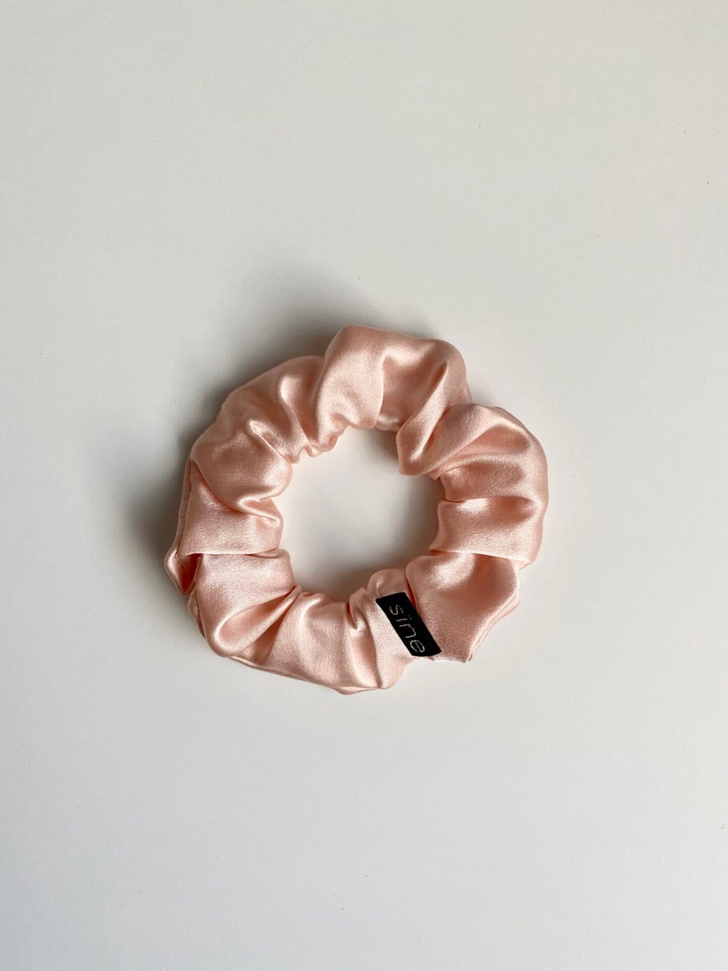 Jedwabna gumka do włosów | PINK