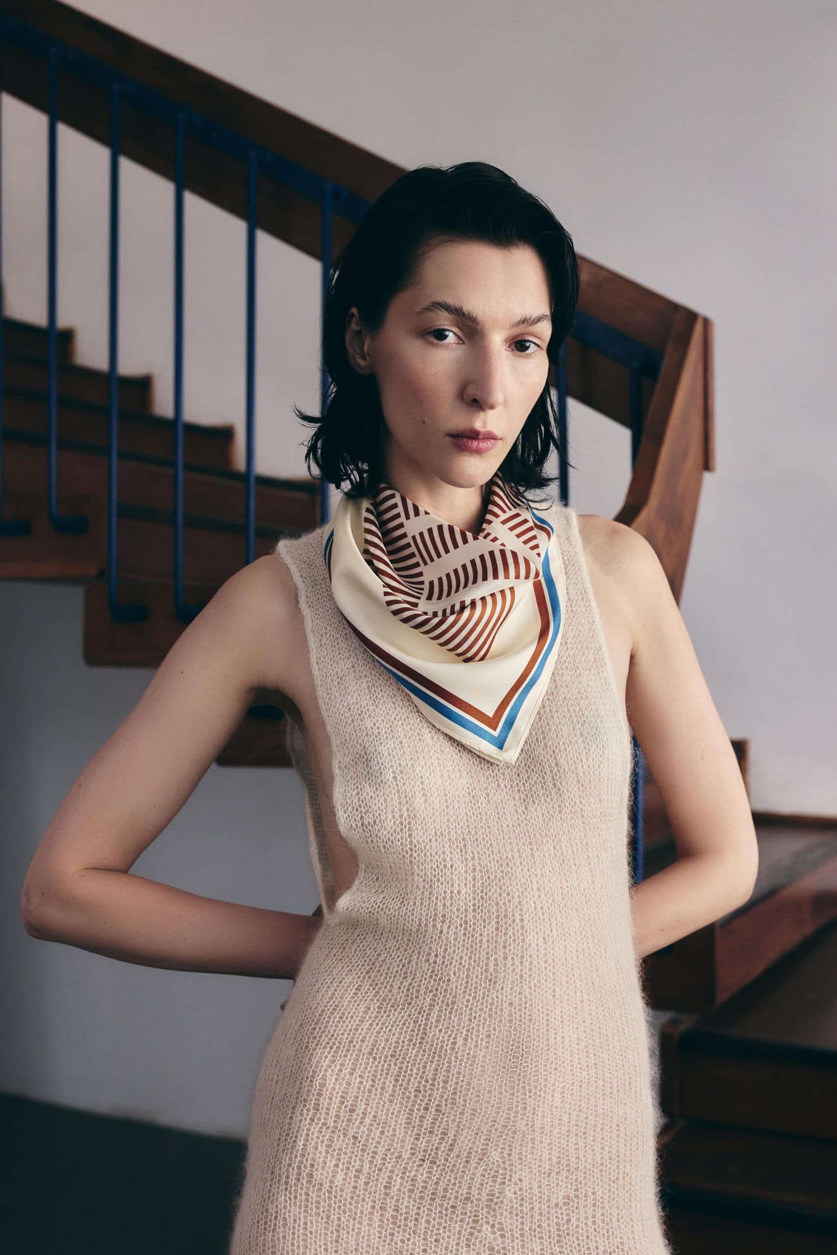 Jedwabna apaszka dwustronna 53 cm | Geometria 001