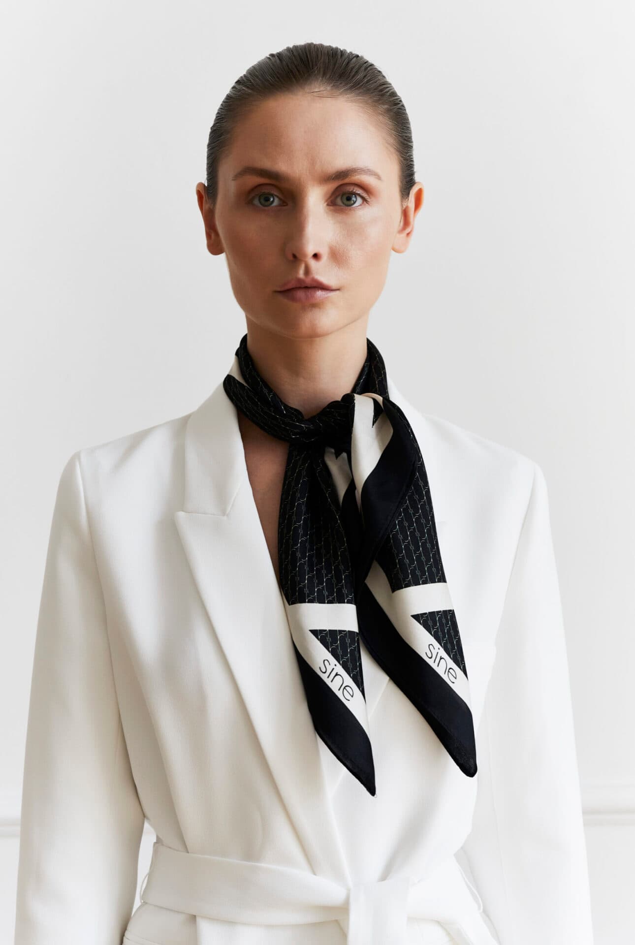 Silk Scarf 65 cm | Sine Silk CLASSIC BLACK — view 9