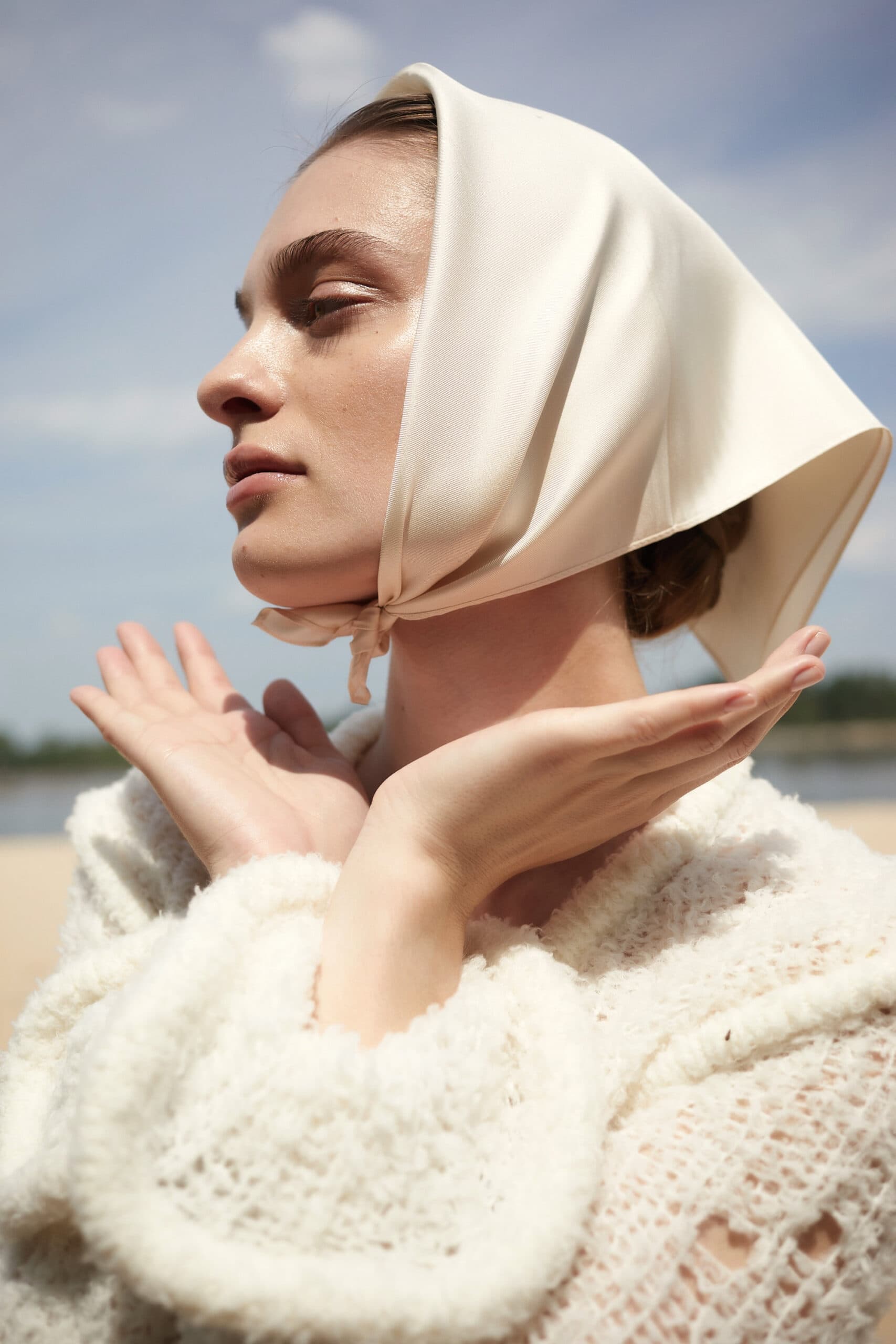 Jedwabna apaszka 53 cm | KREM