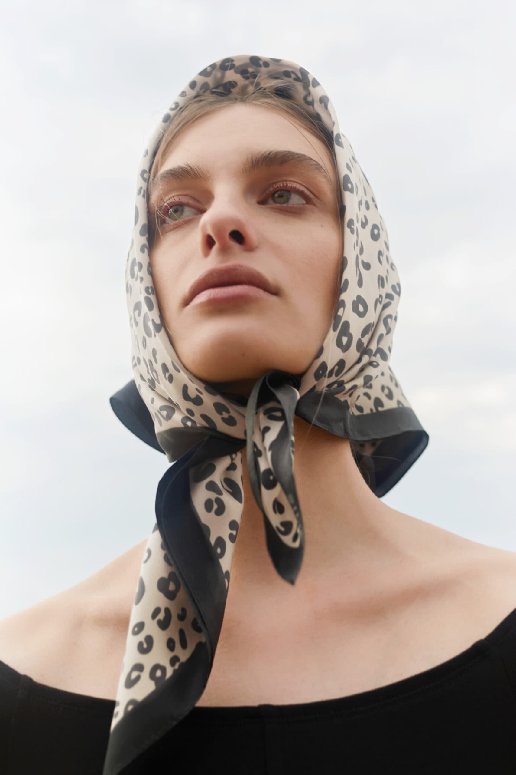Silk Scarf 65 cm | ANIMAL MOTIF — view 5