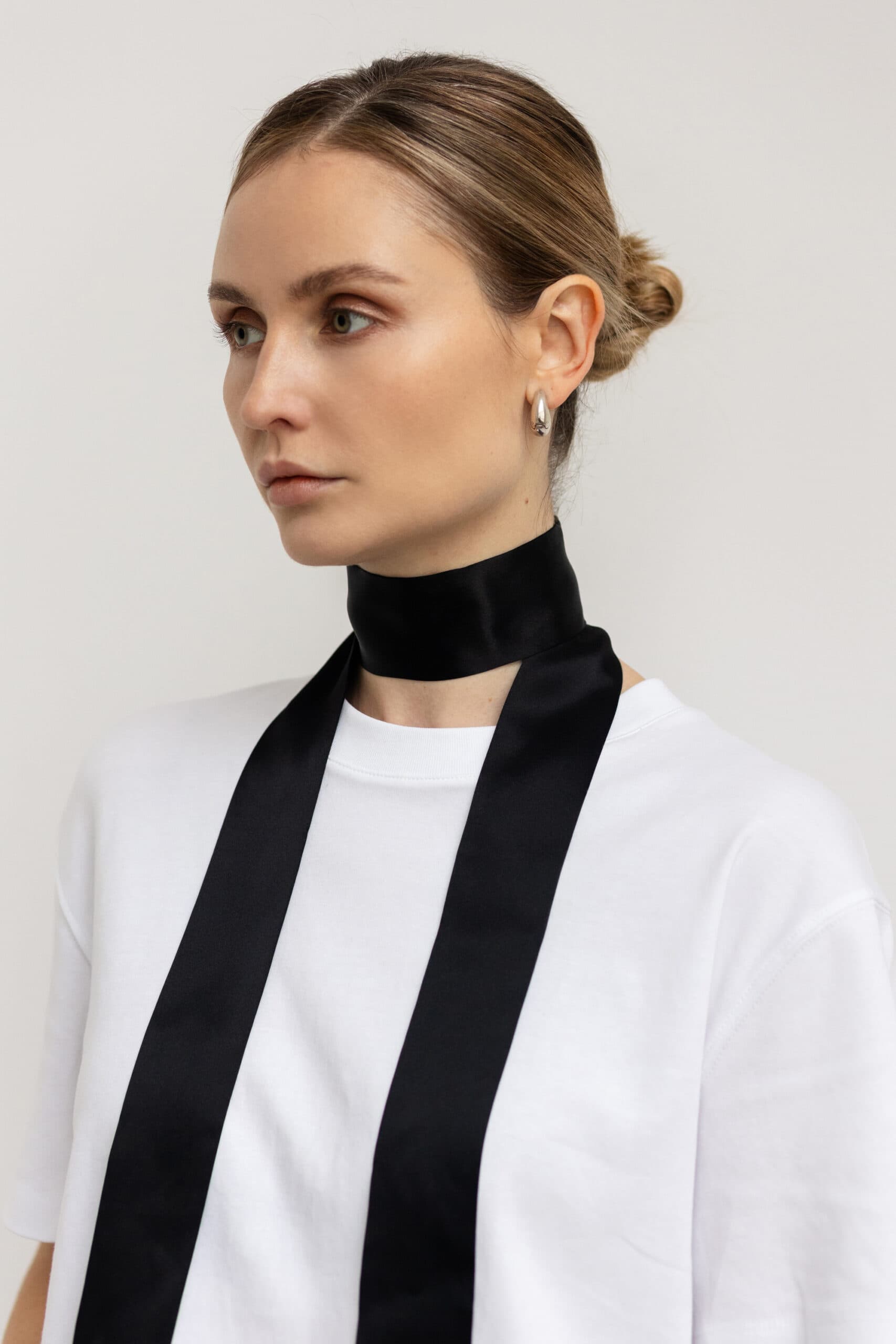 Silk Twilly 180 cm | BLACK — view 2